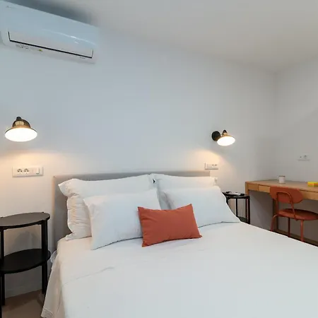 Apartment By The Sea - 21588