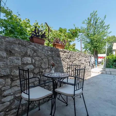 Apartment By The Sea - 21588 Trogir