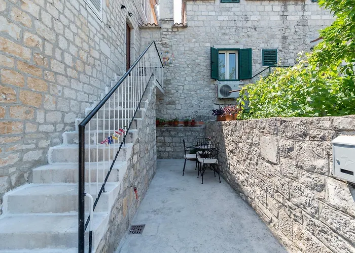 By The Sea - 21588 Trogir